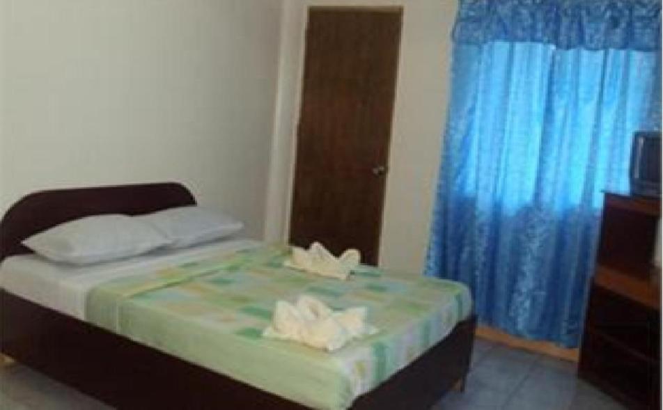 Balabag  Alliyah'S Beach Resort חדר תמונה